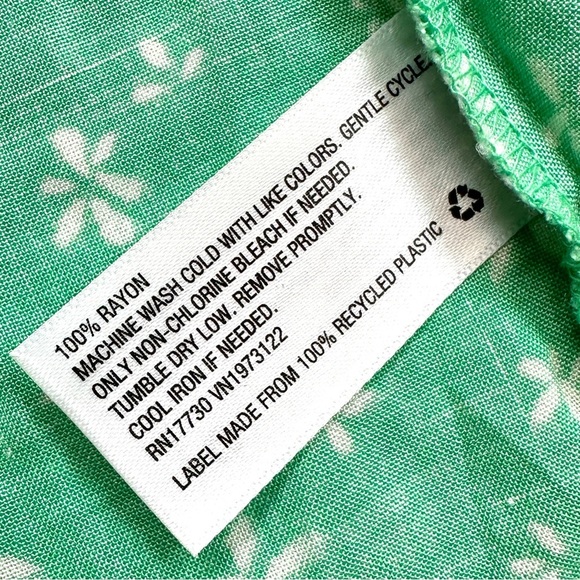 NWOT Wild Fable Green Floral Rayon Dress with Pockets Size L - Picture 6 of 6